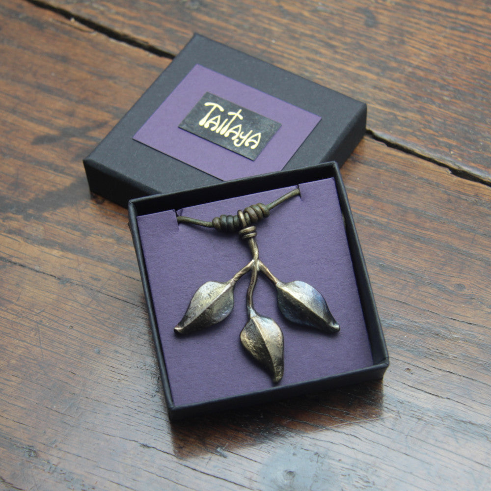 Iron leaf pendant necklace