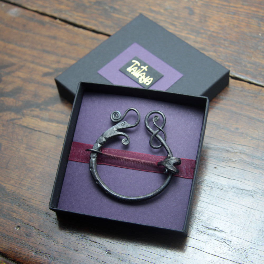 Iron Dragon Pennanular brooch