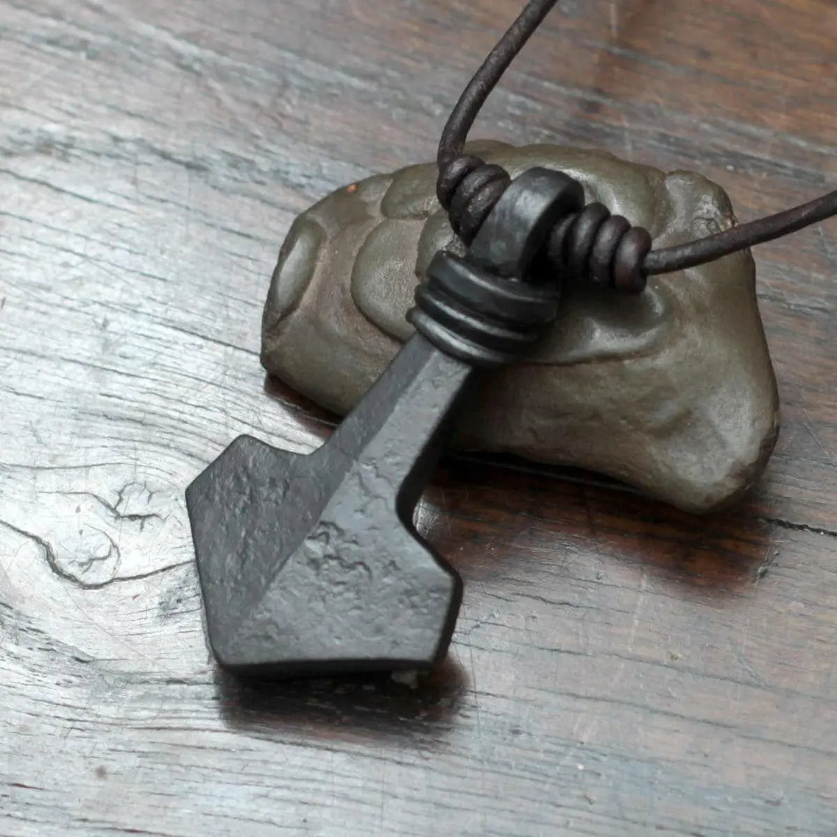 Large Thor's hammer Pendant